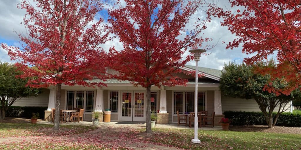 Front porch of Greenville Post Acute